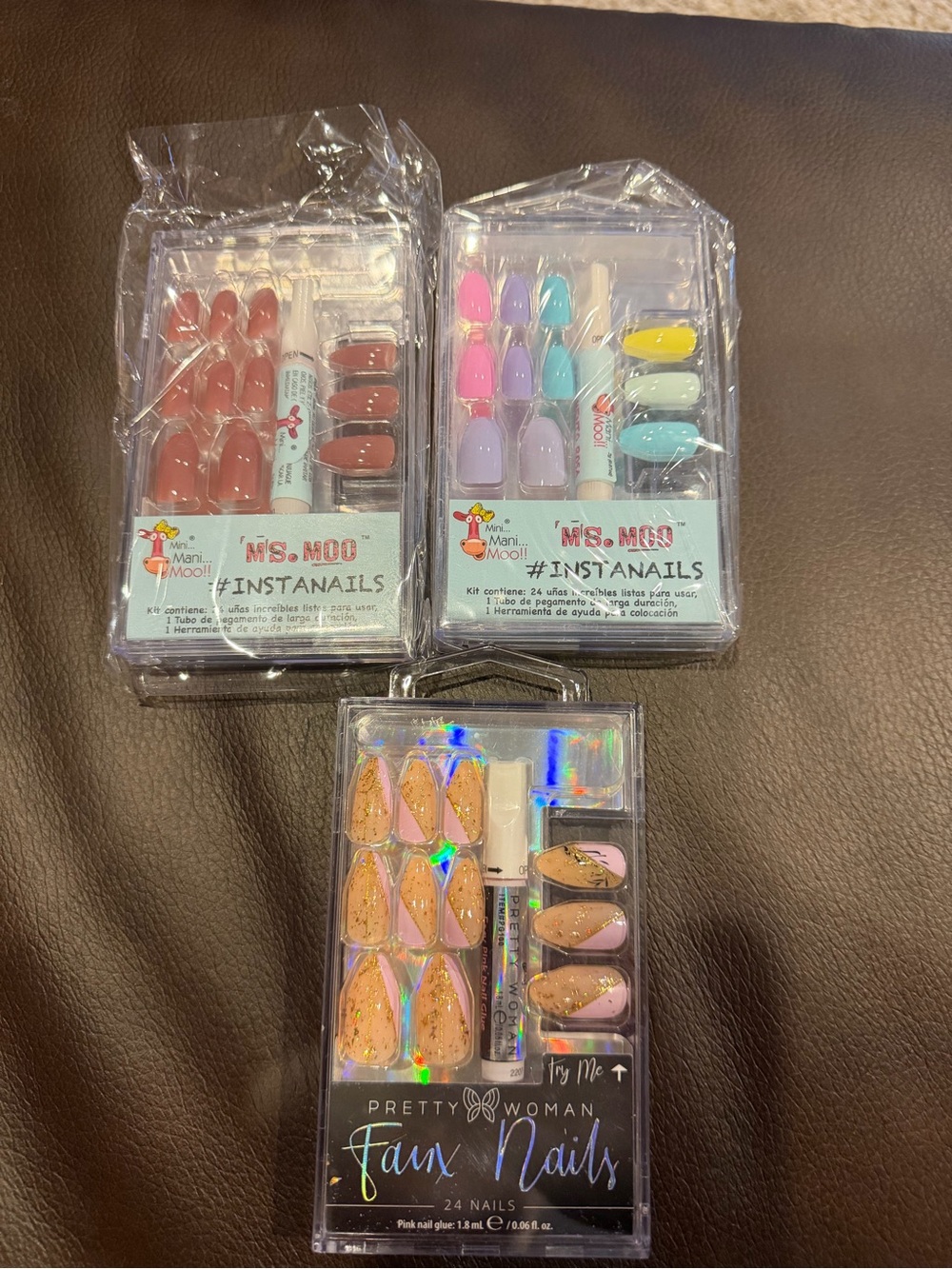 Ms. Moo & Pretty Woman Faux Nail Sets - Mixed Colors